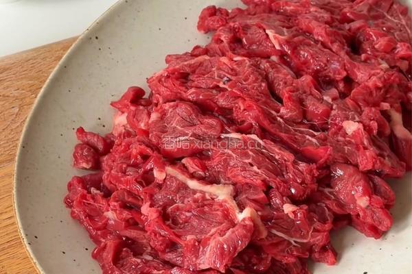 冬笋焗牛肉的做法图解1