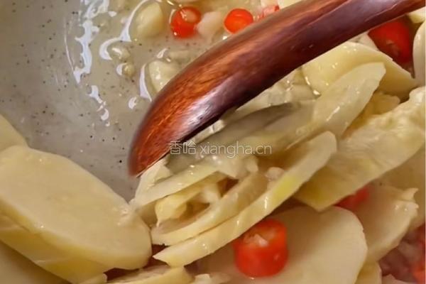 冬笋焗牛肉的做法图解4