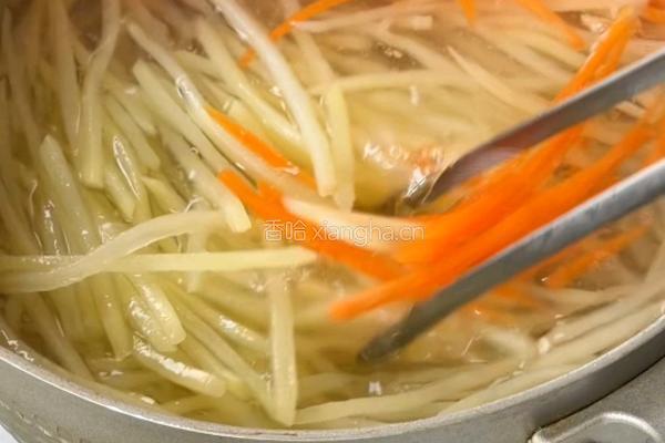 黑松露土豆虾肉球的做法图解1