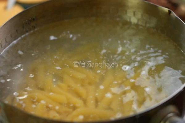 松露海鲜通心粉的做法图解1