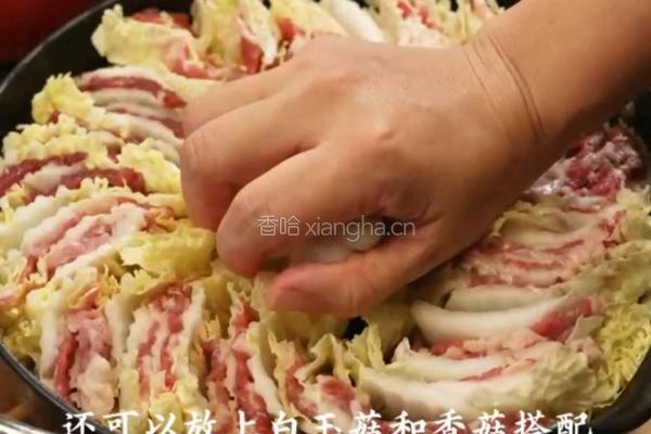 黑松露白菜肥牛千层的做法图解3