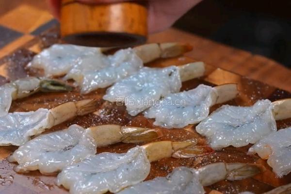 黑松露糖醋虾卷的做法图解2