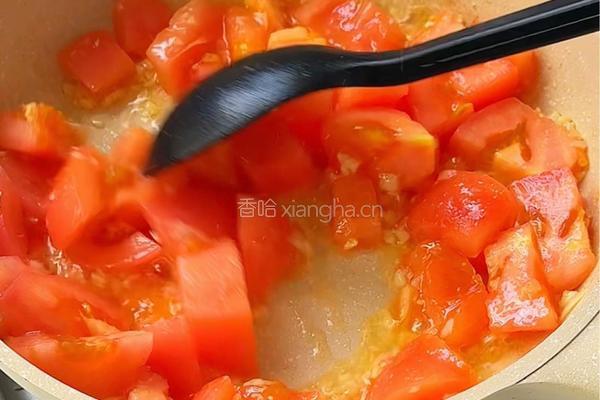 番茄肥牛虾滑响铃卷的做法图解3
