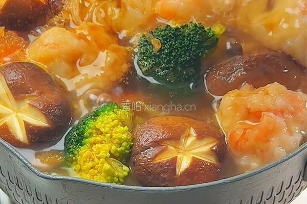 虾滑时蔬菌菇汤的做法图解6