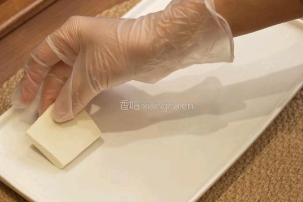 豆腐虾仁蒸蛋的做法图解5