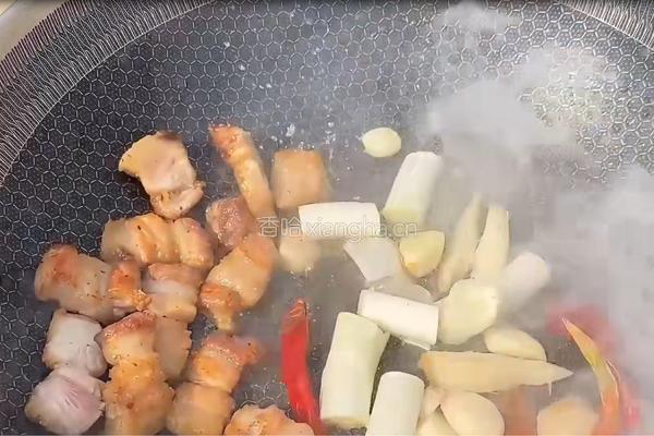 加拿大红鱼烧肉的做法图解6