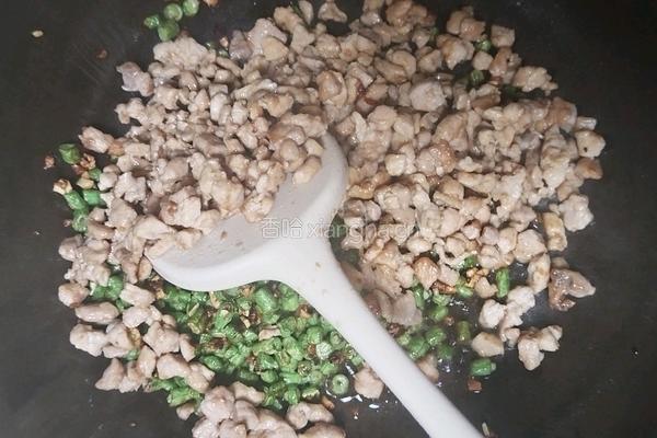 肉沫豇豆的做法图解17