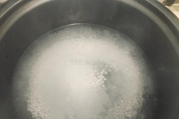 牛奶西米露(电饭煲不用看火)的做法图解3