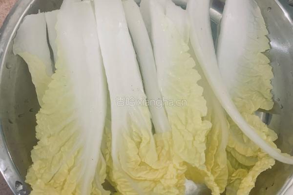 蒜蓉蒸娃娃菜(电饭煲简易版)的做法图解2