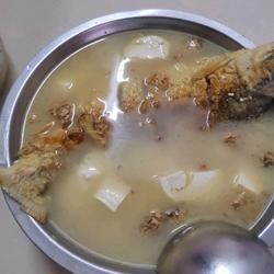 鲮鱼豆腐汤的做法[图]
