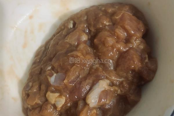 灵魂尖椒肉粒拌面捞汁的做法图解1