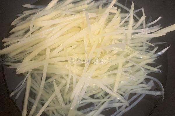 炒酸辣土豆丝的做法图解5
