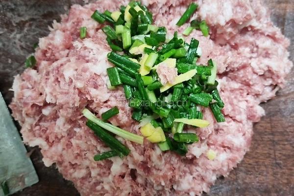 爆汁生煎饺子馅儿的做法图解6