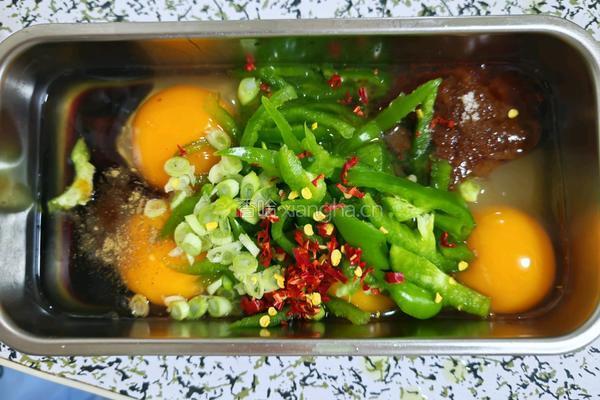 东北农村鸡蛋焖子的做法图解2