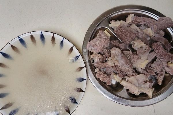 红烧牛肉面的做法图解3