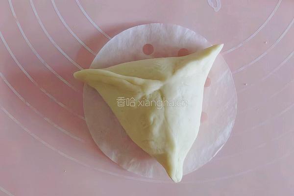 肉松芝麻粽子包的做法图解5