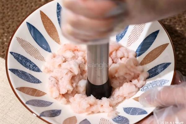 加拿大北极虾生虾莲花盏的做法图解1