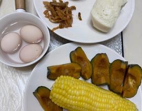 今天早餐🥣好粉的贝内南瓜，大个，肉厚，买了9斤有9个19.8元[图]