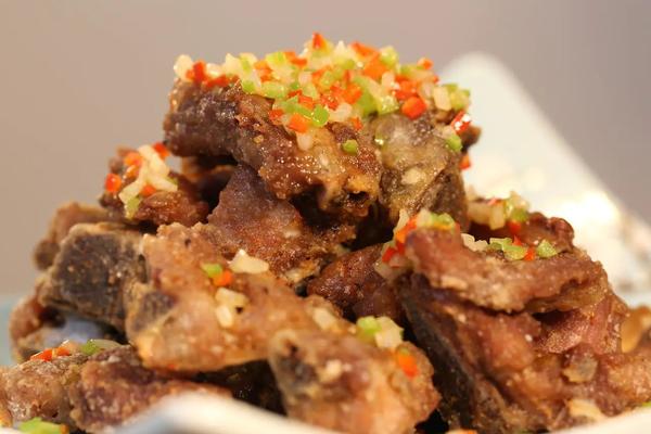 蒜香排骨